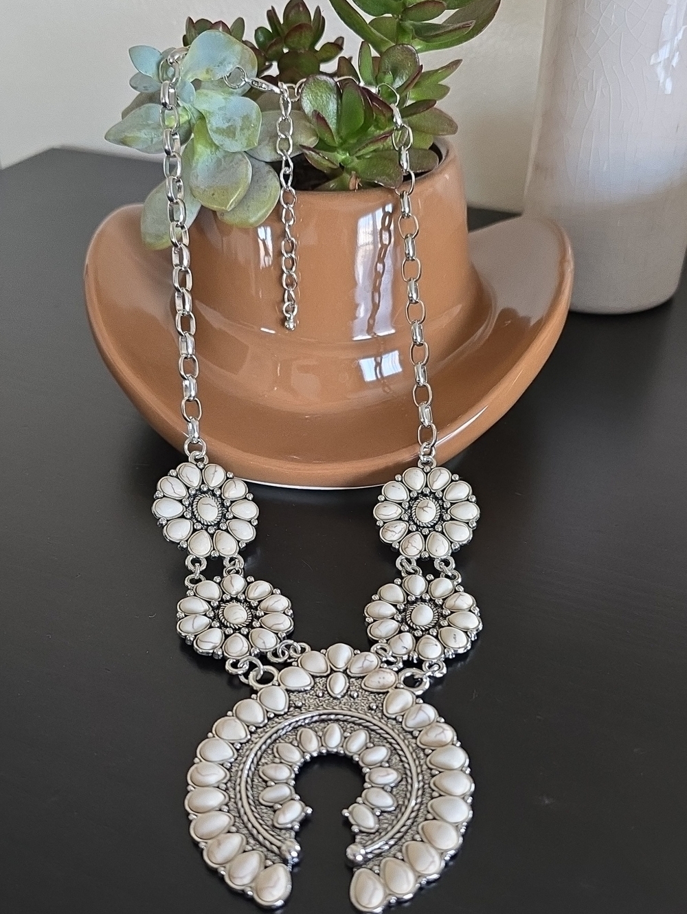 Western Bohemian Style Long Horseshoe Pendant Necklace White Turquoise